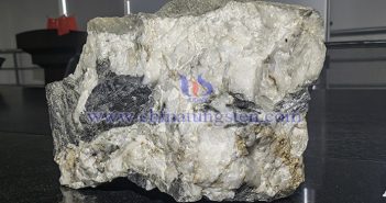 黑鎢礦的化學(xué)性質(zhì)是什么? 中鎢智造黑鎢礦圖片